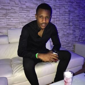 Meet your Posher, Ahmed